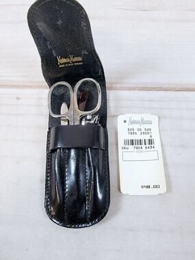 Neiman Marcus Men's Manicure Set NEW